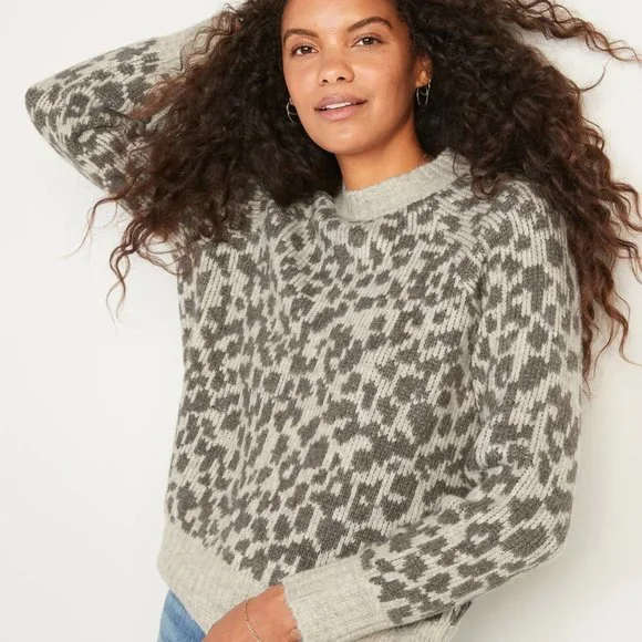 Old Navy Sweaters Old Navy Cheetah Cozy Crewneck Sweater